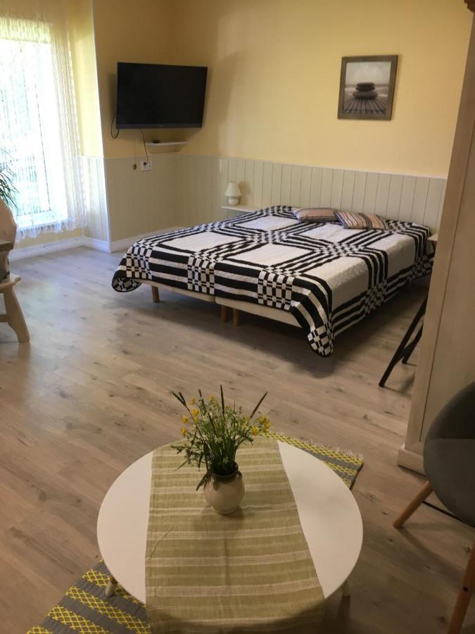 Reinholdi Puhkemaja Villa Jabara Bagian luar foto