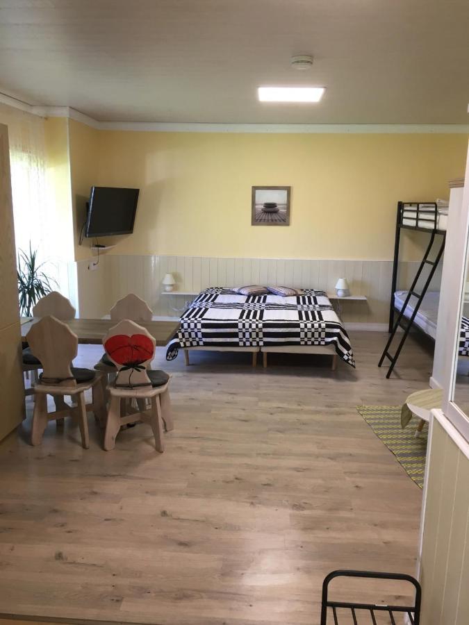 Reinholdi Puhkemaja Villa Jabara Bagian luar foto