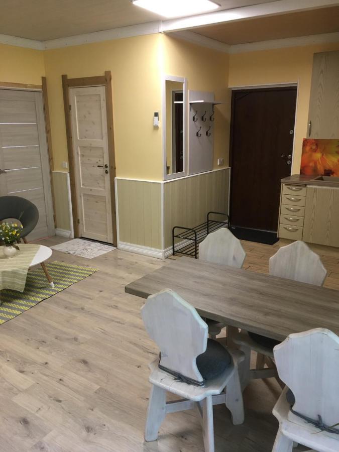 Reinholdi Puhkemaja Villa Jabara Bagian luar foto